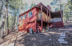 2 Mountain View Ln, Cloudcroft, NM 88317