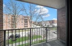 1389 Perry Street, Des Plaines, IL 60016