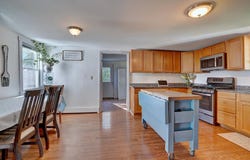 365 Shattuck Way, Newington, NH 03801