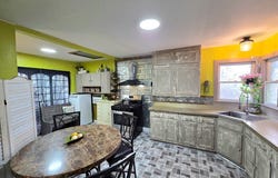 313 King St, Eden, TX 76837