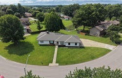 651 Lake Dr, Marshall, MO 65340