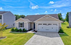 220 Highland Station Dr, Clinton, SC 29325
