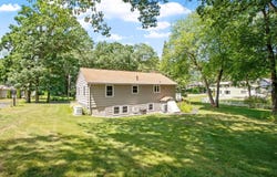 9 Elm Road, Westford, MA 01886