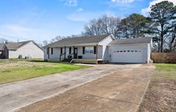 61 TRINITY Ln, Jasper, AL 35504