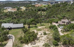 2901 Tradewind Dr, Spicewood, TX 78669
