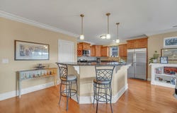 405 W Pierce Road, Itasca, IL 60143