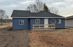 5526 N State Road, Alma, MI 48801