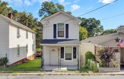 240 Roxbury St, Clifton Forge, VA 24422