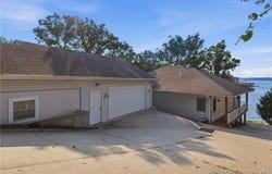 709 Swaying Oak Drive, Roach, MO 65787