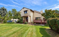 1 Sparrow Cir, Hampton Twp., NJ 07860-1494