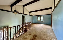 312 E Murray Street, Pleasant Hope, MO 65725