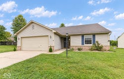 133 Brixton Woods W Drive, Pittsboro, IN 46167