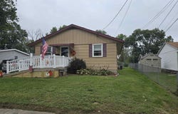 1246 E ASH Street, Canton, IL 61520