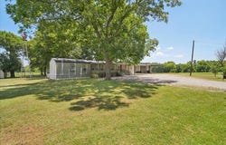 691 S State Highway 78, Bonham, TX 75418