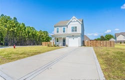 70 Walkabout Drive, Aberdeen, NC 28315