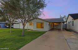 4234 E EARLL Drive, Phoenix, AZ 85018
