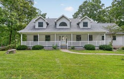 112 Winding Ridge Road, Denver, IA 50622