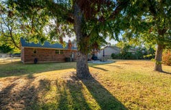 5325 Mission Circle, De Cordova, TX 76049