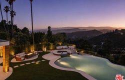 455 Castle Pl, Beverly Hills, CA 90210