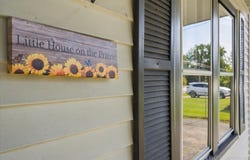 647 E Prairie Avenue, Lombard, IL 60148