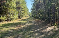90 Lewis Lane, Edgefield, SC 29824