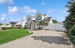 63 Stone Lane, Levittown, NY 11756