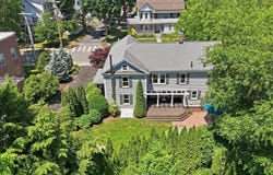 215 North St, Northampton, MA 01060
