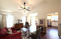 2101 SE Peace CT, Topeka, KS 66605