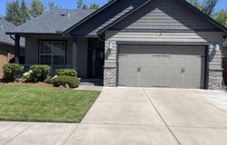 963 PENNINGTON Ct, Eugene, OR 97404
