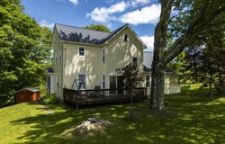 52 Stanton Drive, Waymart, PA 18472