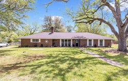 209 Camden Road, Chester, TX 75936