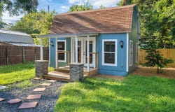6136 Walnut Drive, Fort Worth, TX 76114