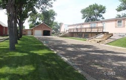 413 S Custer, Terry, MT 59349