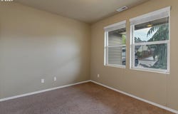 911 IKE MOONEY Rd, Silverton, OR 97381
