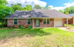 9308 W 6Th St, Little Rock, AR 72205