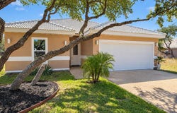 24 St. Andrews Place, ROCKPORT, TX 78382