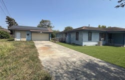 801 Ruben Chavez, Robstown, TX 78380