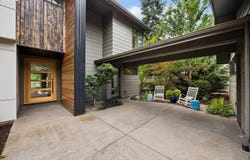 3150 UPPER Dr, LakeOswego, OR 97035