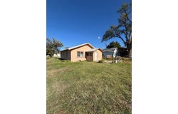 320 Summit, Miami, TX 79059