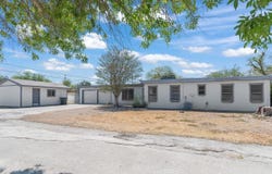 108 Fox, Del Rio, TX 78840