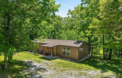 301 W Everett St, Sparta, TN 38583