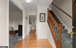 30 LOCHVIEW Drive, BEAR, DE 19701