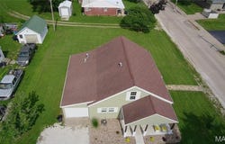 102 Circle Dr, Shelbina, MO 63468