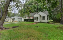 2305 W 73rd Street, Prairie Village, KS 66208