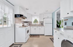 7 Queens Bay Lane, Buzzards Bay, MA 02532