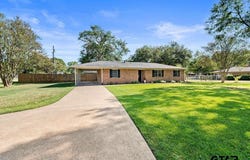 806 Lance Road, Quitman, TX 75783