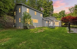 32 Eunice Williams Dr, Greenfield, MA 01301
