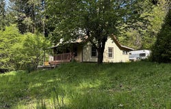 88894 3RD St, Swisshome, OR 97480