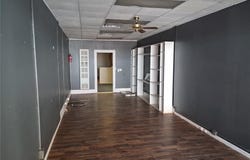 209 N Main St, Paris, MO 65275