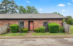 301 HAMMOND, Hot Springs, AR 71913